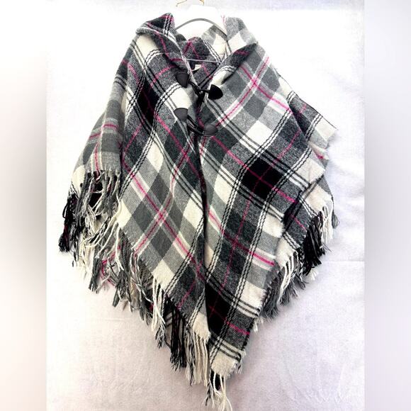 Women’s Sweater Poncho Grey White and Pink Plaid One Size Cato - Picture 1 of 4